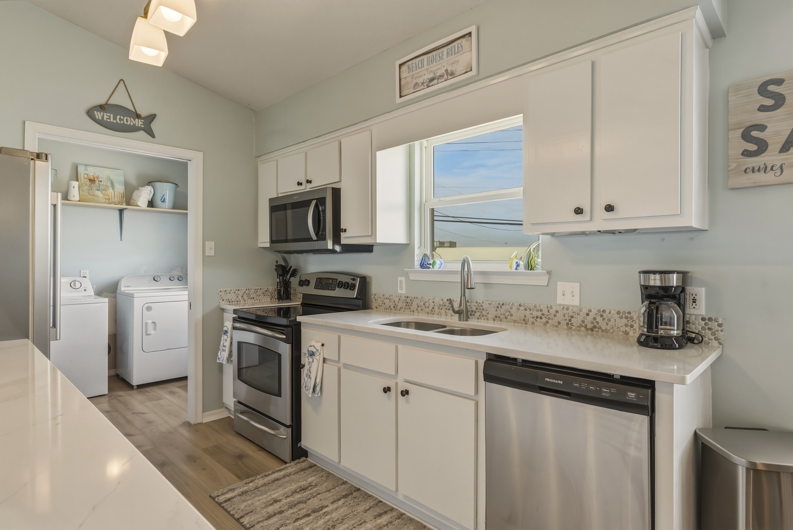 Sea Glass Property Photo
