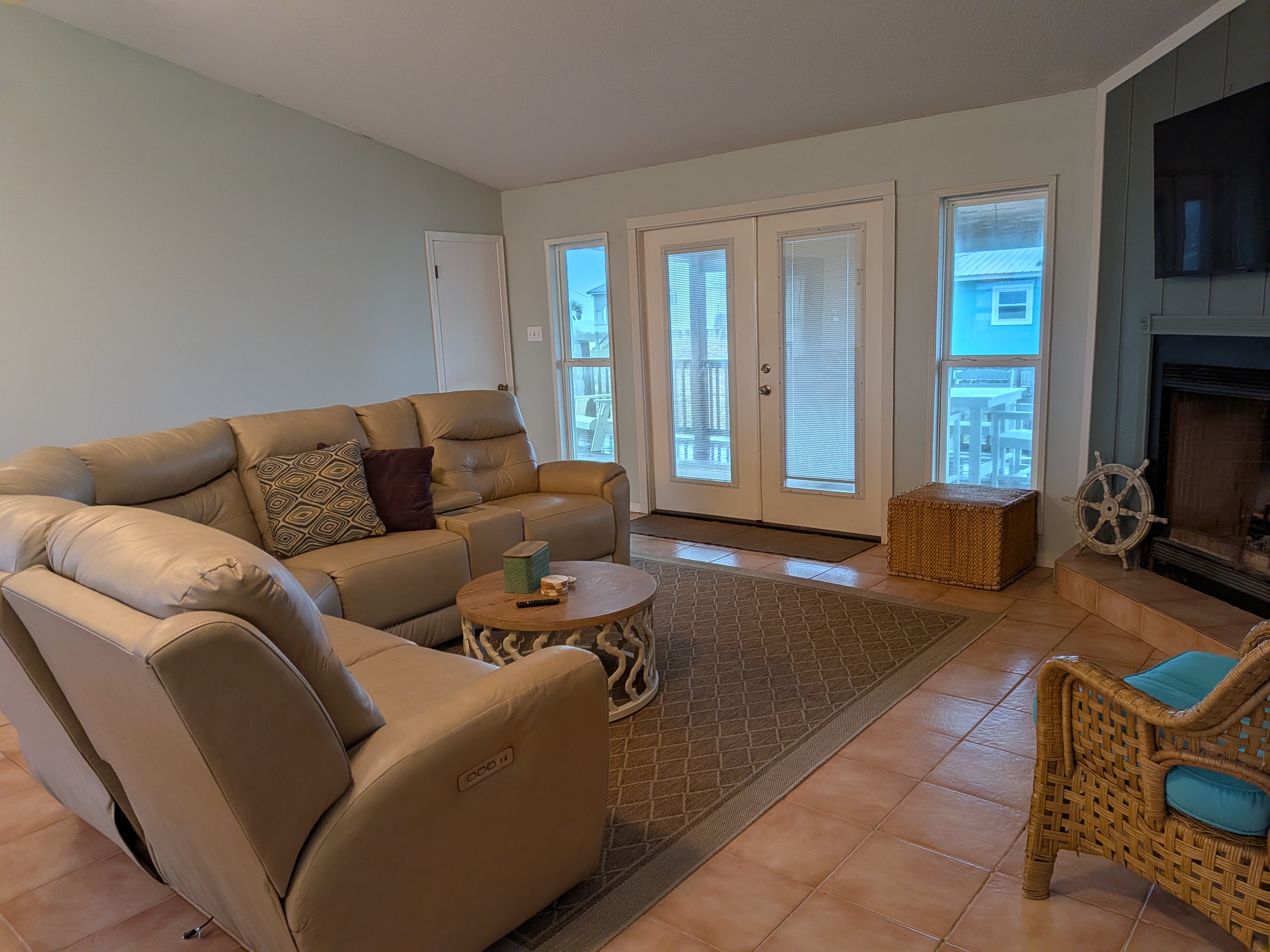 Sea Glass Property Photo