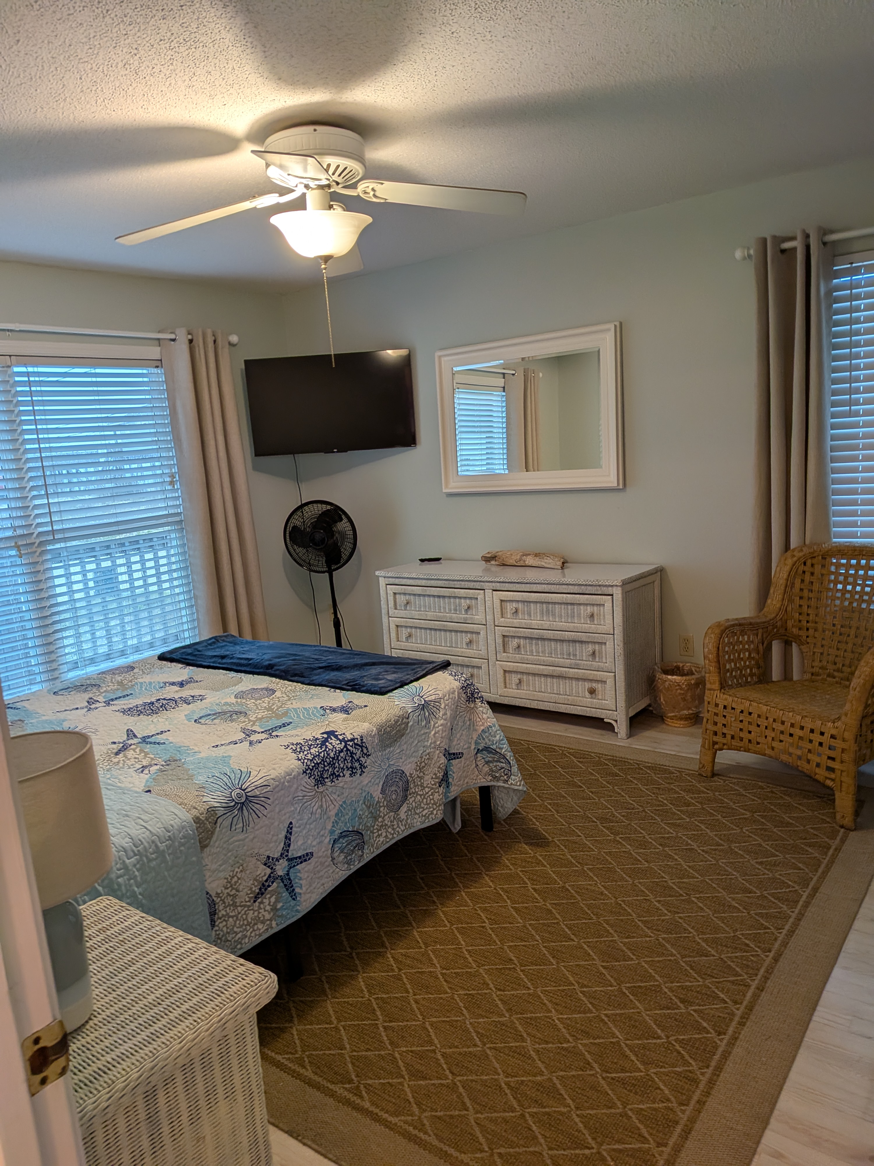 Sea Glass Property Photo